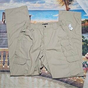 Men’s cargo pants